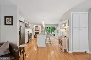 238 S 9th St, Philadelphia, PA 19107 - Photo 12