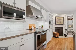 238 S 9th St, Philadelphia, PA 19107 - Photo 18