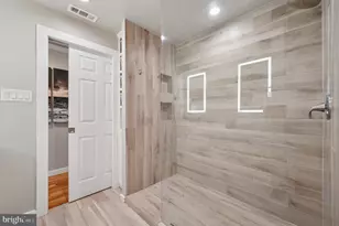 238 S 9th St, Philadelphia, PA 19107 - Photo 28