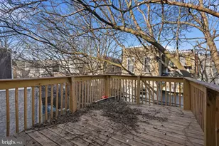 1526 S LeCount St, Philadelphia, PA 19146 - Photo 34