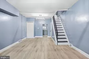 1526 S LeCount St, Philadelphia, PA 19146 - Photo 4