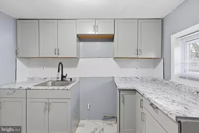 1526 S Lecount Street, Philadelphia, PA 19146 - Photo 12