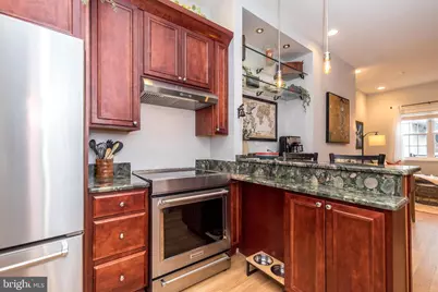 827 N Bambrey Street, Philadelphia, PA 19130 - Photo 6