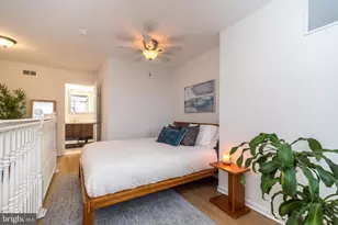 827 N Bambrey St, Philadelphia, PA 19130 - Photo 16