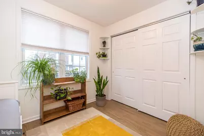 827 N Bambrey Street, Philadelphia, PA 19130 - Photo 10