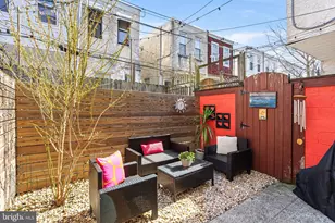 827 N Bambrey St, Philadelphia, PA 19130 - Photo 10