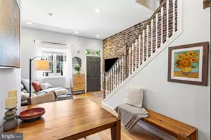 827 N Bambrey St, Philadelphia, PA 19130 - Photo 4