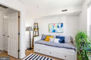 827 N Bambrey St, Philadelphia, PA 19130 - Photo 22