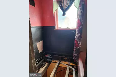 2702 Ridge Avenue, Philadelphia, PA 19121 - Photo 18