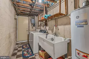 1119 E Dorset St, Philadelphia, PA 19150 - Photo 20