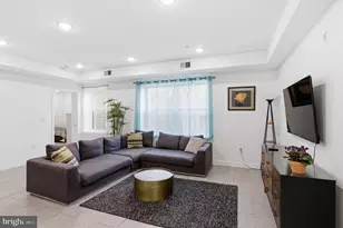 925 N Broad St, Philadelphia, PA 19123 - Photo 1