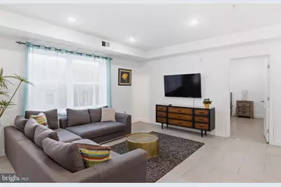 925 N Broad Street #3G, Philadelphia, PA 19123 - Photo 2
