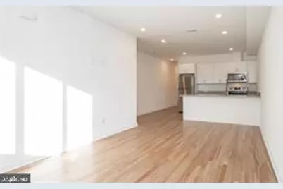 727 N 39th Street #1, Philadelphia, PA 19104 - Photo 6