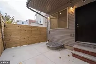 727 N 39th St, Philadelphia, PA 19104 - Photo 1