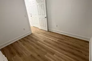 2037 N 9th St, Philadelphia, PA 19122 - Photo 2