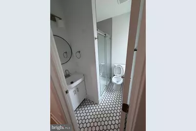 2037 N 9th St #1, Philadelphia, PA 19122 - Photo 4