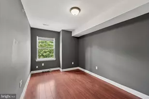 1421 N 18th St, Philadelphia, PA 19121 - Photo 4