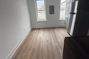 2037 N 9th St, Philadelphia, PA 19122 - Photo 2