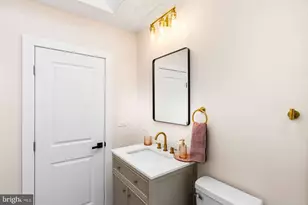 7176 N 19th St, Philadelphia, PA 19126 - Photo 34