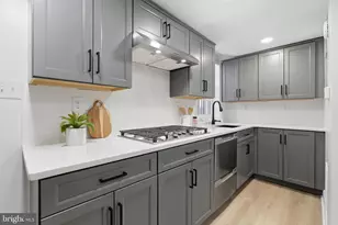 1918 Waverly St, Philadelphia, PA 19146 - Photo 14