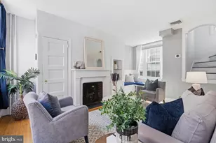 1918 Waverly St, Philadelphia, PA 19146 - Photo 6