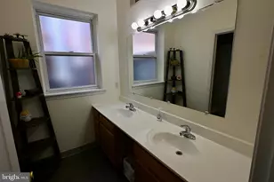 2045 E Dauphin St, Philadelphia, PA 19125 - Photo 18