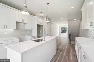 2429 N 3rd St, Philadelphia, PA 19133 - Photo 1