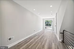 2429 N 3rd St, Philadelphia, PA 19133 - Photo 4