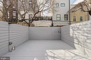 2426 Pine St, Philadelphia, PA 19103 - Photo 12