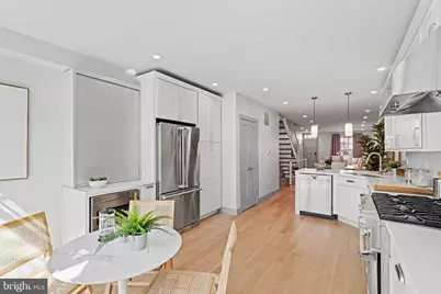 2426 Pine Street, Philadelphia, PA 19103 - Photo 10