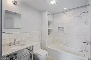2426 Pine St, Philadelphia, PA 19103 - Photo 22