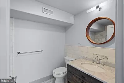 2426 Pine Street, Philadelphia, PA 19103 - Photo 26