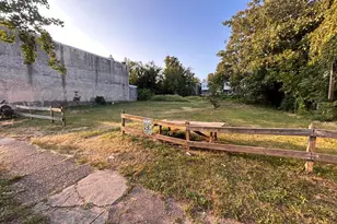 2027 W Westmoreland St, Philadelphia, PA 19140 - Photo 1