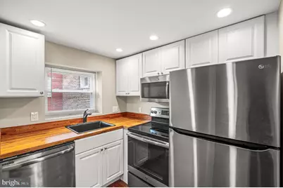 980 N Lawrence Street #D, Philadelphia, PA 19123 - Photo 8