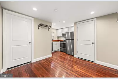 980 N Lawrence Street #D, Philadelphia, PA 19123 - Photo 6