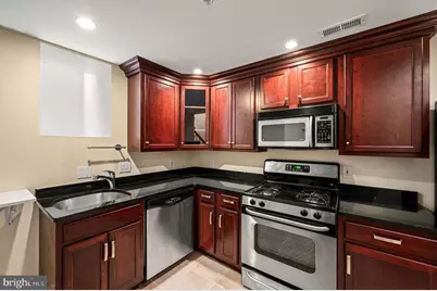 1027 N 4th Street #P, Philadelphia, PA 19123 - Photo 4