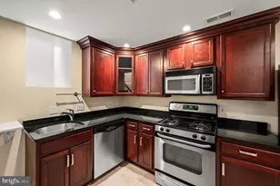 1027 N 4th St, Philadelphia, PA 19123 - Photo 4