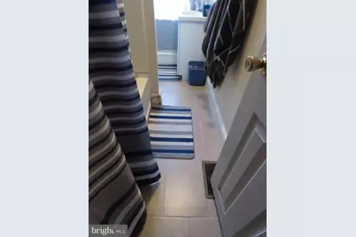 519 N 35th Street, Philadelphia, PA 19104 - Photo 8