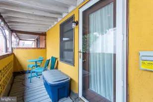 238 Queen St, Philadelphia, PA 19147 - Photo 16