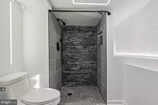 5708 N Woodstock St, Philadelphia, PA 19138 - Photo 34