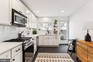 3005 Poplar St, Philadelphia, PA 19130 - Photo 18