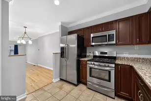 2501 Christian St, Philadelphia, PA 19146 - Photo 8