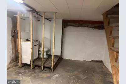 1749 W Seybert Street, Philadelphia, PA 19121 - Photo 10