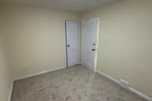 7110 Akron St, Philadelphia, PA 19149 - Photo 18