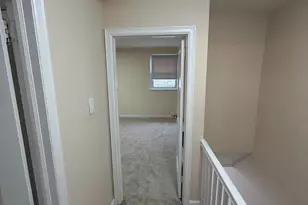 7110 Akron St, Philadelphia, PA 19149 - Photo 10