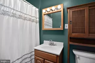 462 Seville St, Philadelphia, PA 19128 - Photo 26