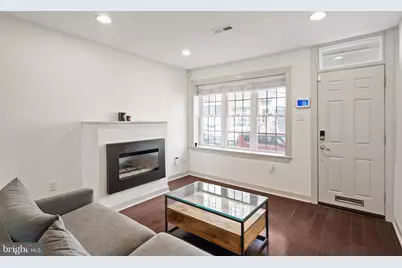 710 Clymer Street, Philadelphia, PA 19147 - Photo 2