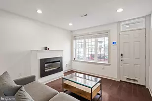 710 Clymer St, Philadelphia, PA 19147 - Photo 2