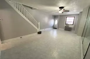 538 W Pike St, Philadelphia, PA 19140 - Photo 6