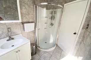 538 W Pike St, Philadelphia, PA 19140 - Photo 18